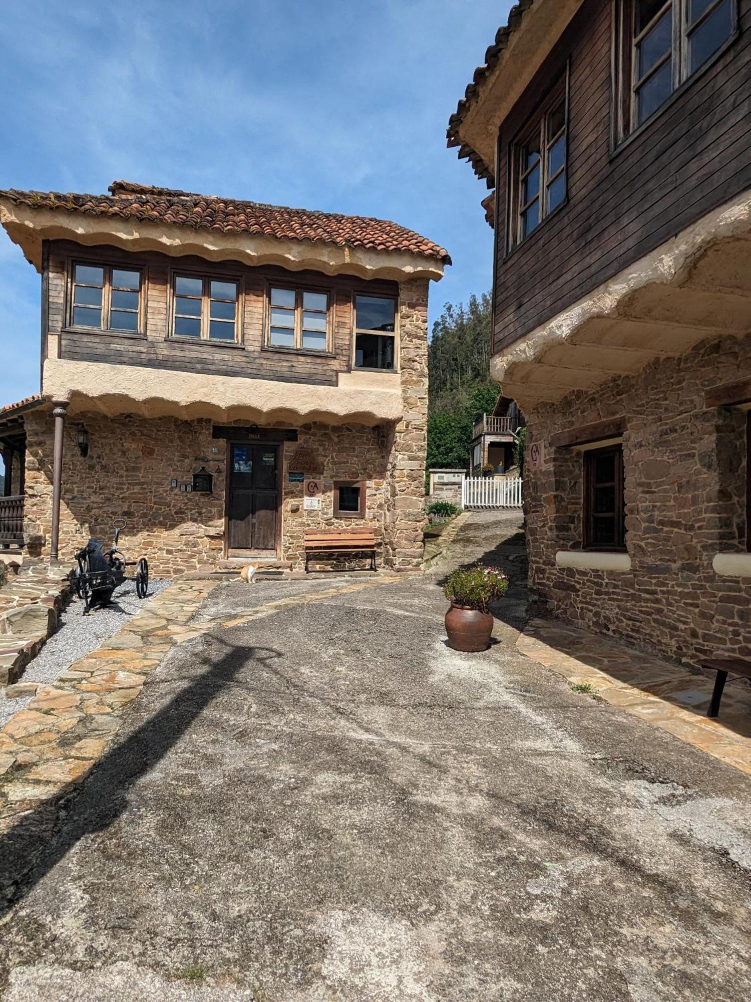 Las Casas De Isu Villaviciosa  Dış mekan fotoğraf